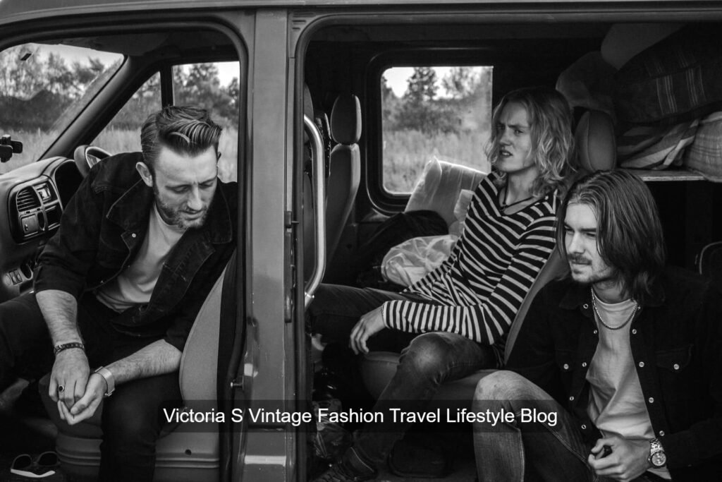 Victoria S Vintage Fashion Travel Lifestyle Blog